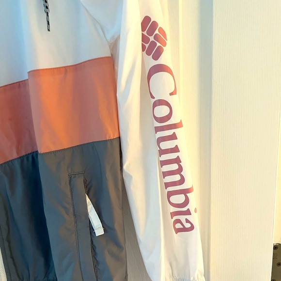 Columbia Hooded Jacket - Picture 3 of 4